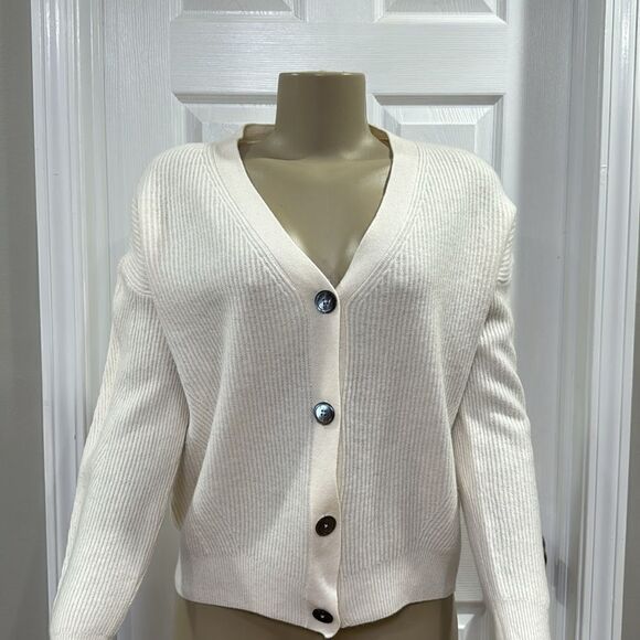 PURE COLLECTION RIBBED V-NECK CARDIGAN. SOFT WHITE - Picture 2 of 6